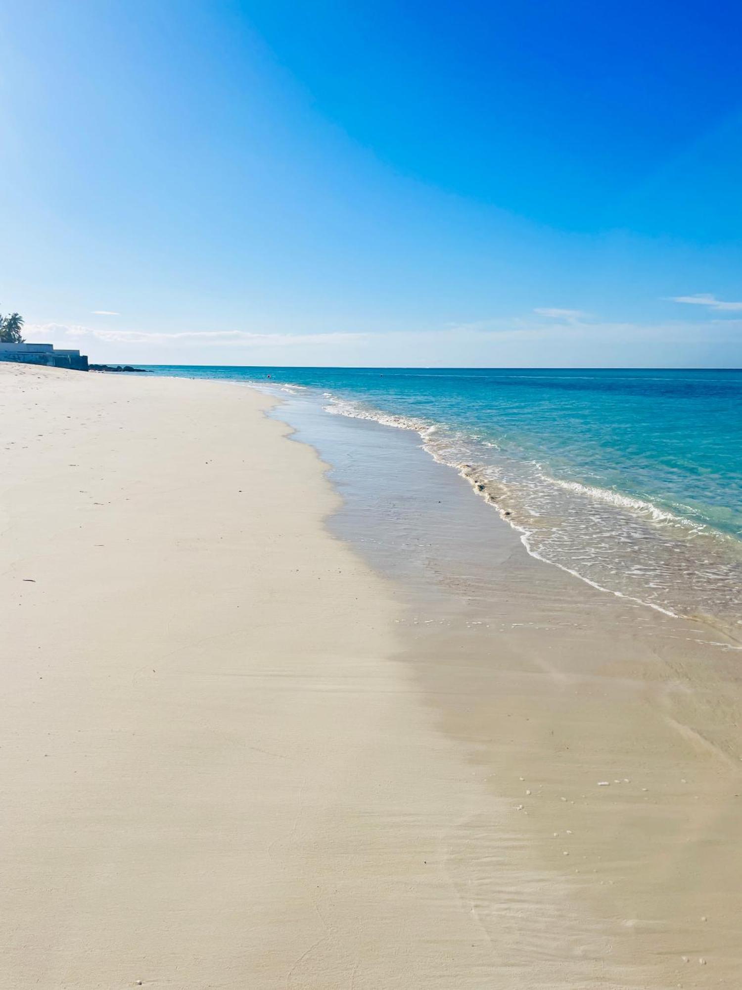 Studio, 100 Feet From The Beach Nassau Ngoại thất bức ảnh